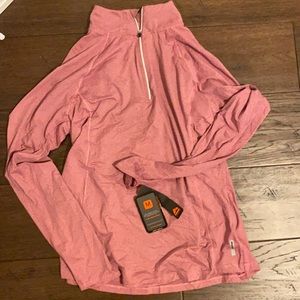 2/$20🎉 Zipper workout shirt RBX